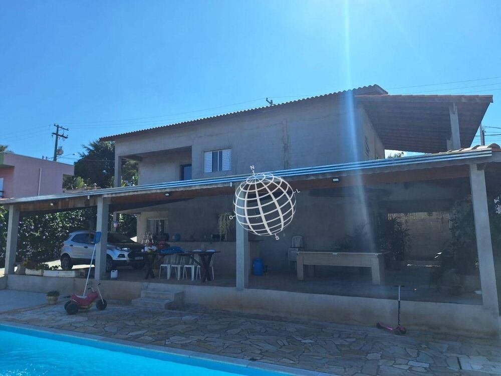 Chácara, 4 quartos, 1320 m² - Foto 1