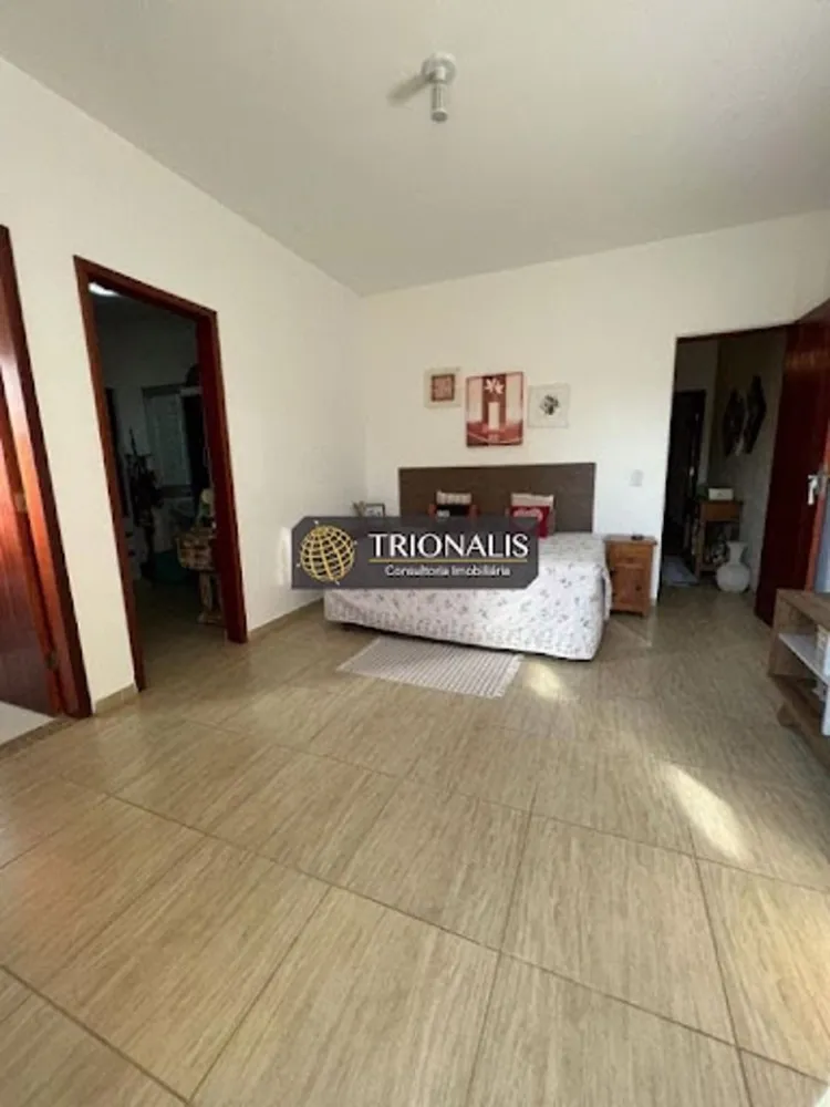 Casa, 4 quartos, 218 m² - Foto 11