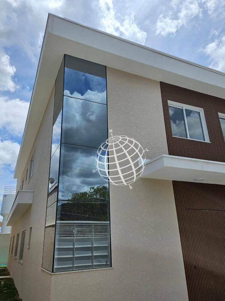 Casa à venda com 3 quartos, 190m² - Foto 2