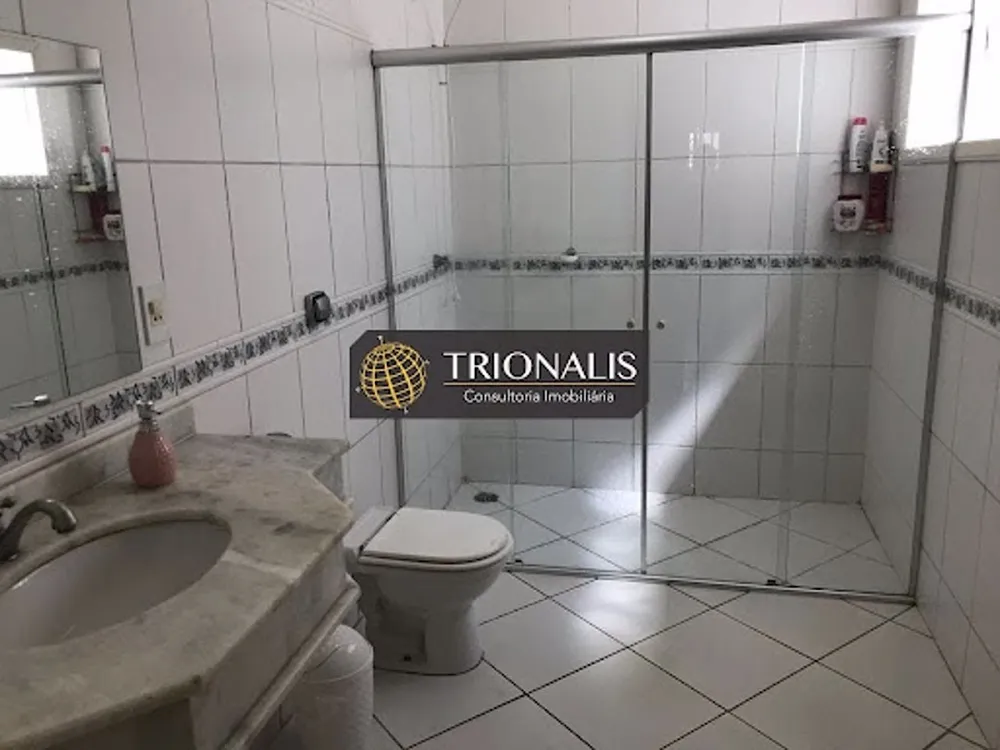 Casa, 3 quartos, 245 m² - Foto 7