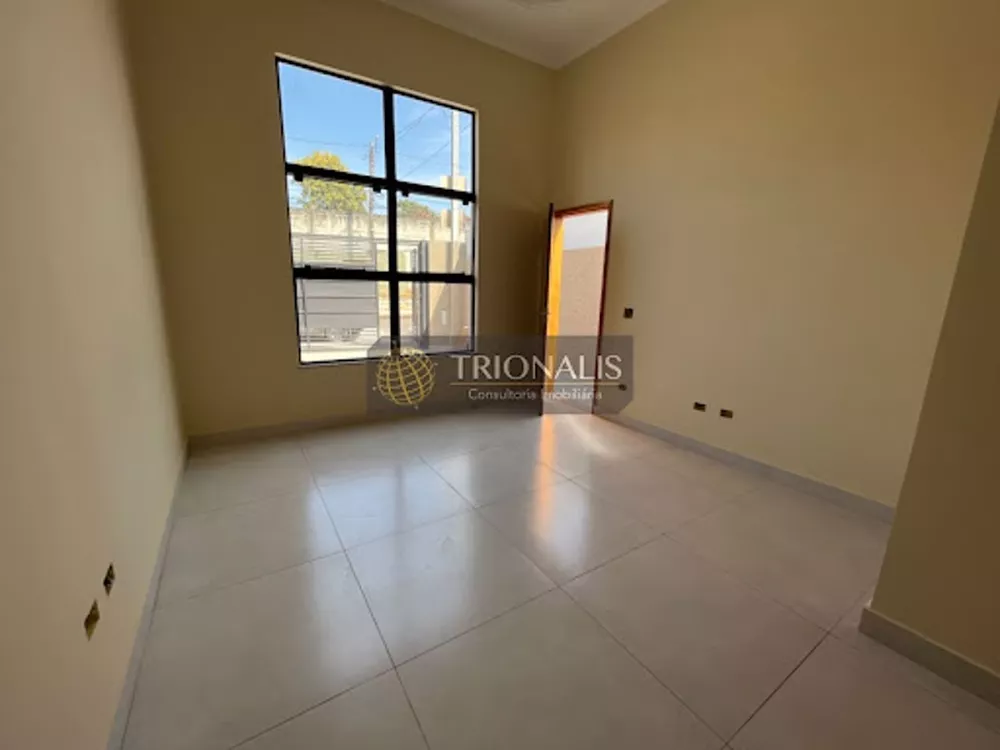 Casa à venda com 3 quartos, 90m² - Foto 3