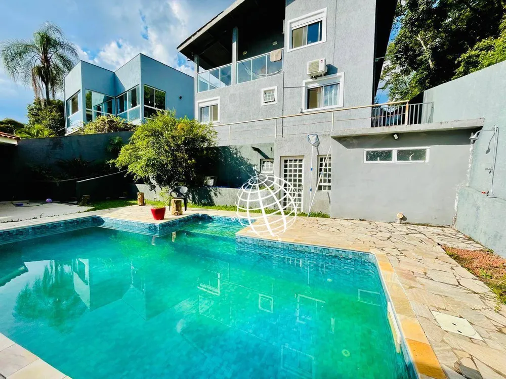 Casa, 4 quartos, 310 m² - Foto 1