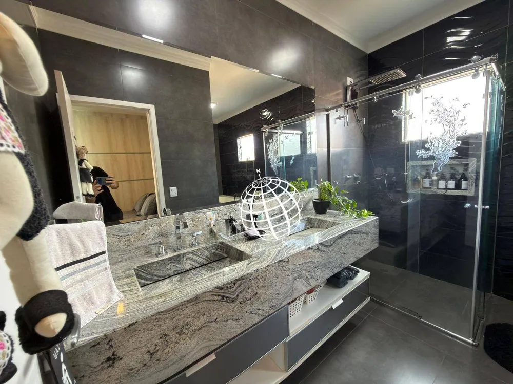 Casa, 4 quartos, 268 m² - Foto 4