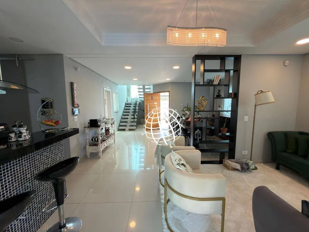 Casa, 4 quartos, 268 m² - Foto 8