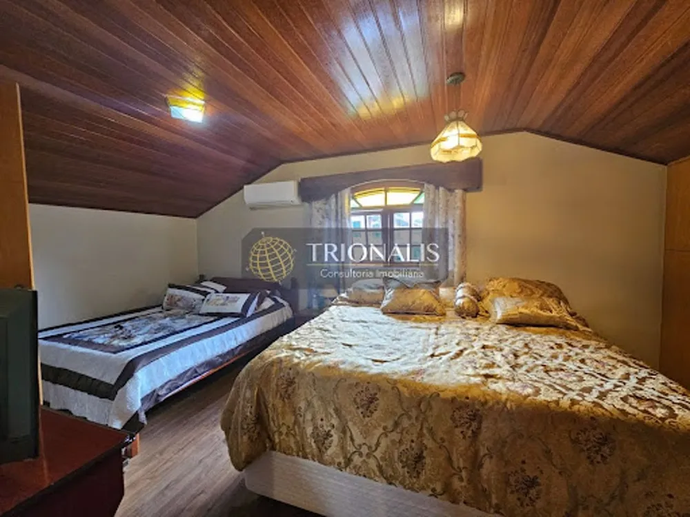 Casa, 4 quartos, 265 m² - Foto 5
