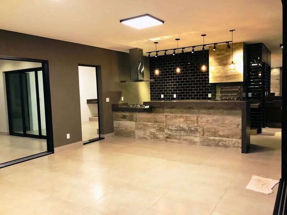 Casa, 4 quartos, 430 m² - Foto 2