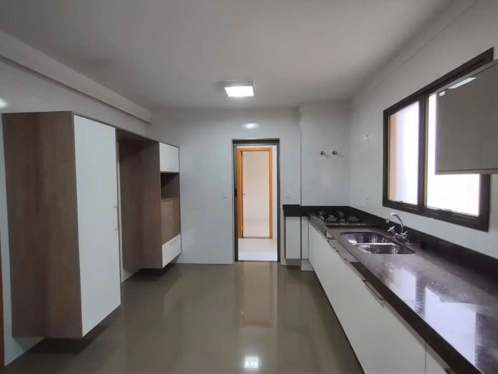 Apartamento, 3 quartos, 153 m² - Foto 1