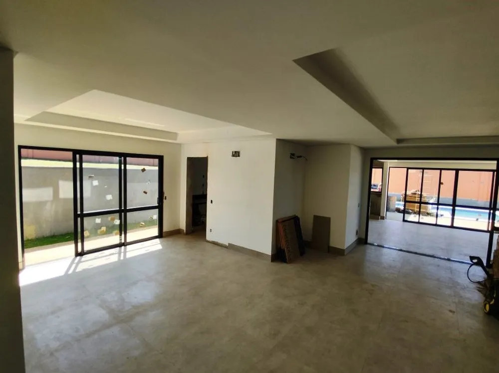 Casa, 4 quartos, 402 m² - Foto 1