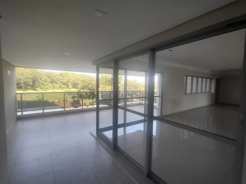 Apartamento, 3 quartos, 278 m² - Foto 1