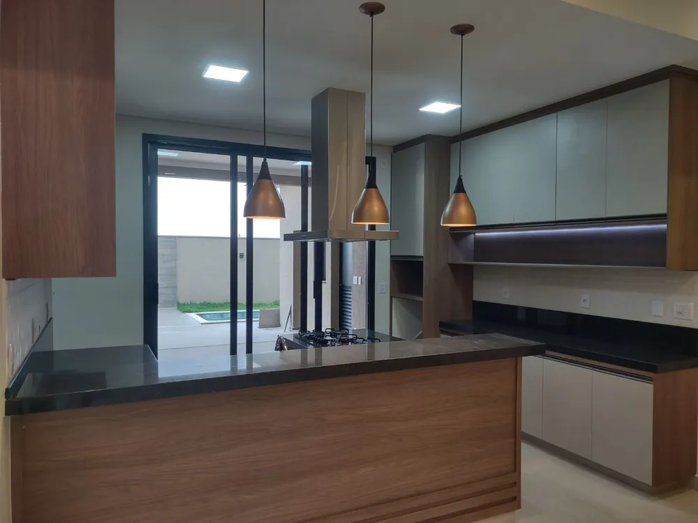 Casa, 3 quartos, 174 m² - Foto 2