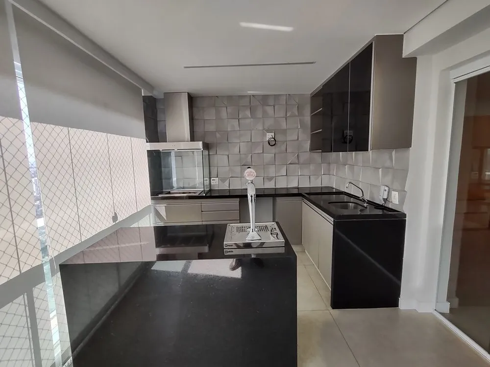 Apartamento, 4 quartos, 218 m² - Foto 4