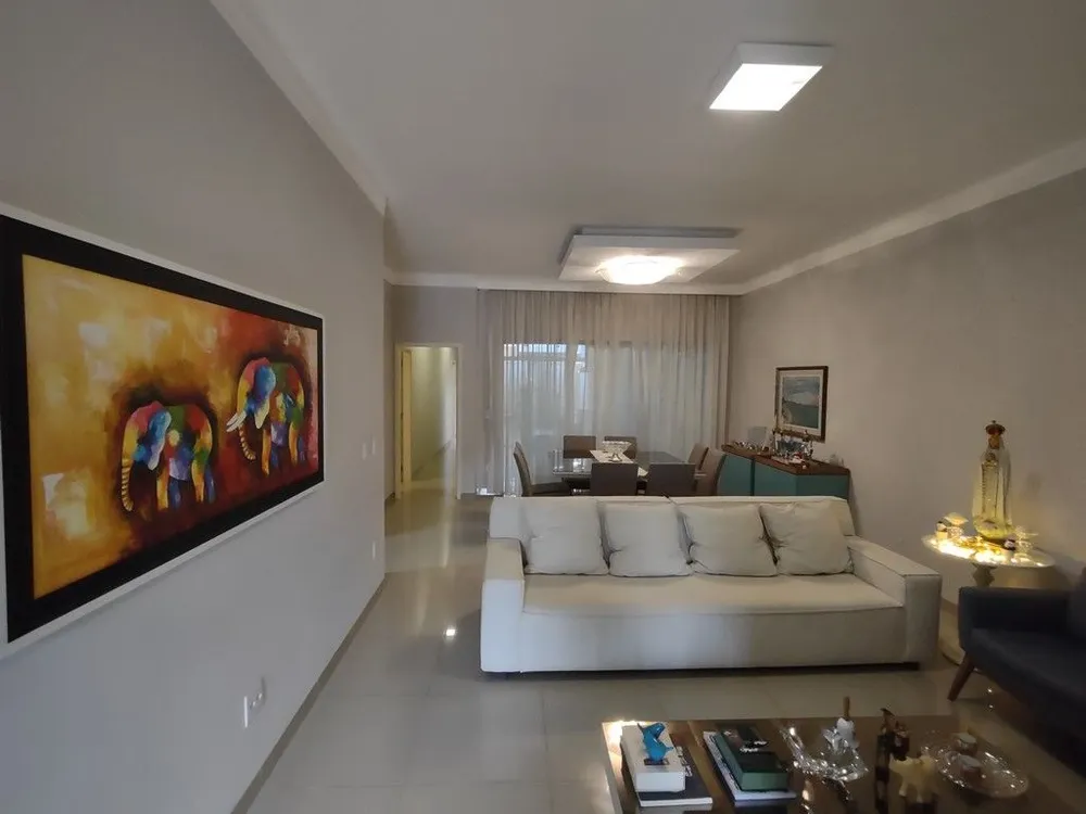 Casa, 3 quartos, 181 m² - Foto 2