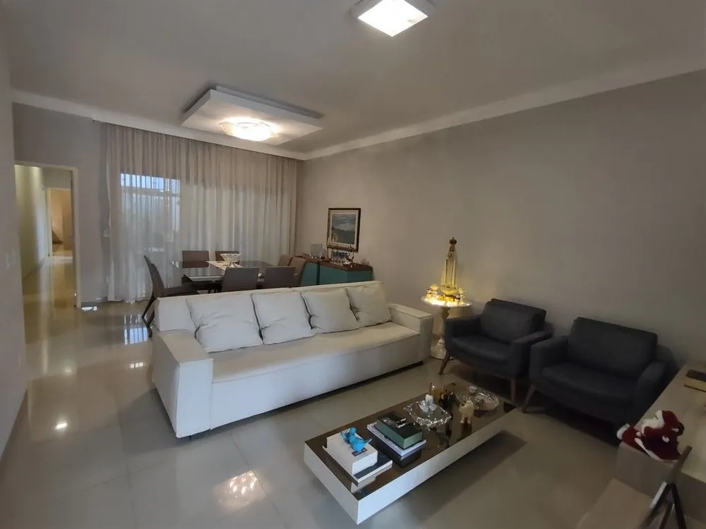Casa, 3 quartos, 181 m² - Foto 4