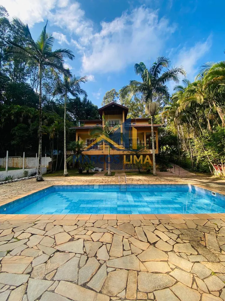 Chácara, 4 quartos, 3470 m² - Foto 1