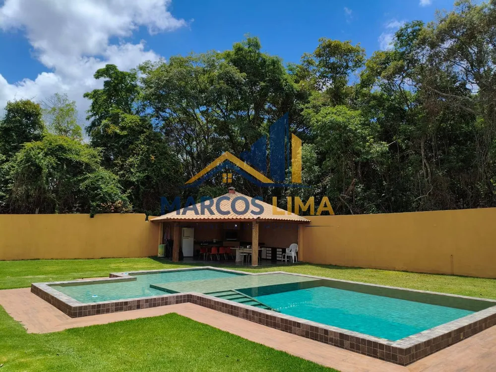 Chácara, 4 quartos, 1250 m² - Foto 1
