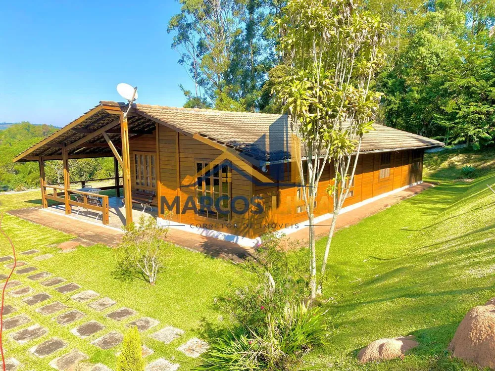 Chácara, 4 quartos, 3500 m² - Foto 1