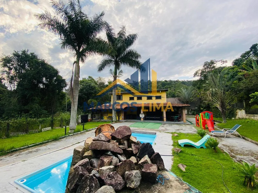 Chácara, 3 quartos, 800 m² - Foto 1