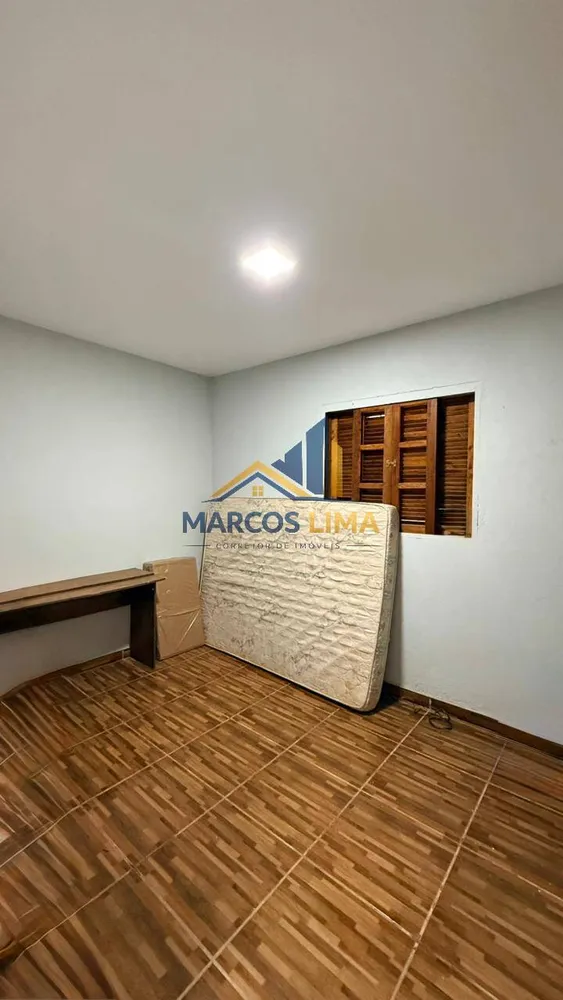 Chácara, 4 quartos, 2280 m² - Foto 1