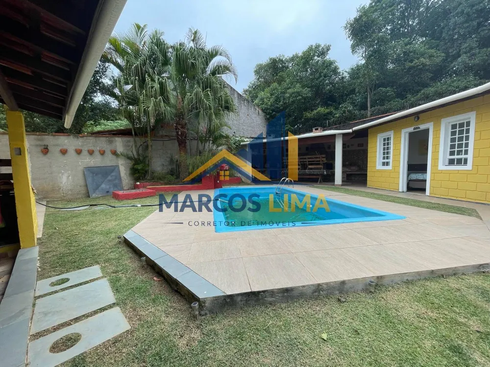 Chácara, 3 quartos, 900 m² - Foto 2