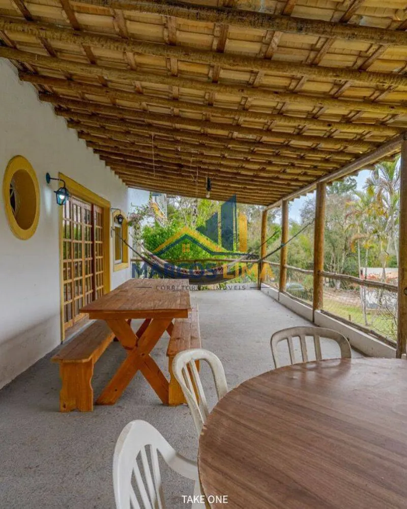 Chácara, 3 quartos, 2525 m² - Foto 8
