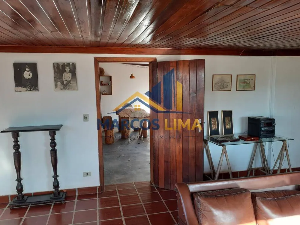 Chácara, 4 quartos, 9000 m² - Foto 1