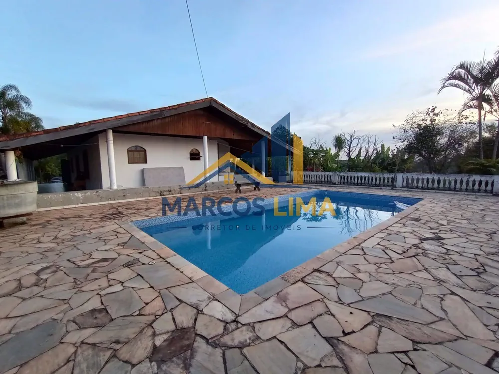 Chácara, 3 quartos, 3662 m² - Foto 1