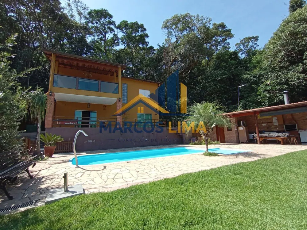 Chácara, 4 quartos, 780 m² - Foto 1