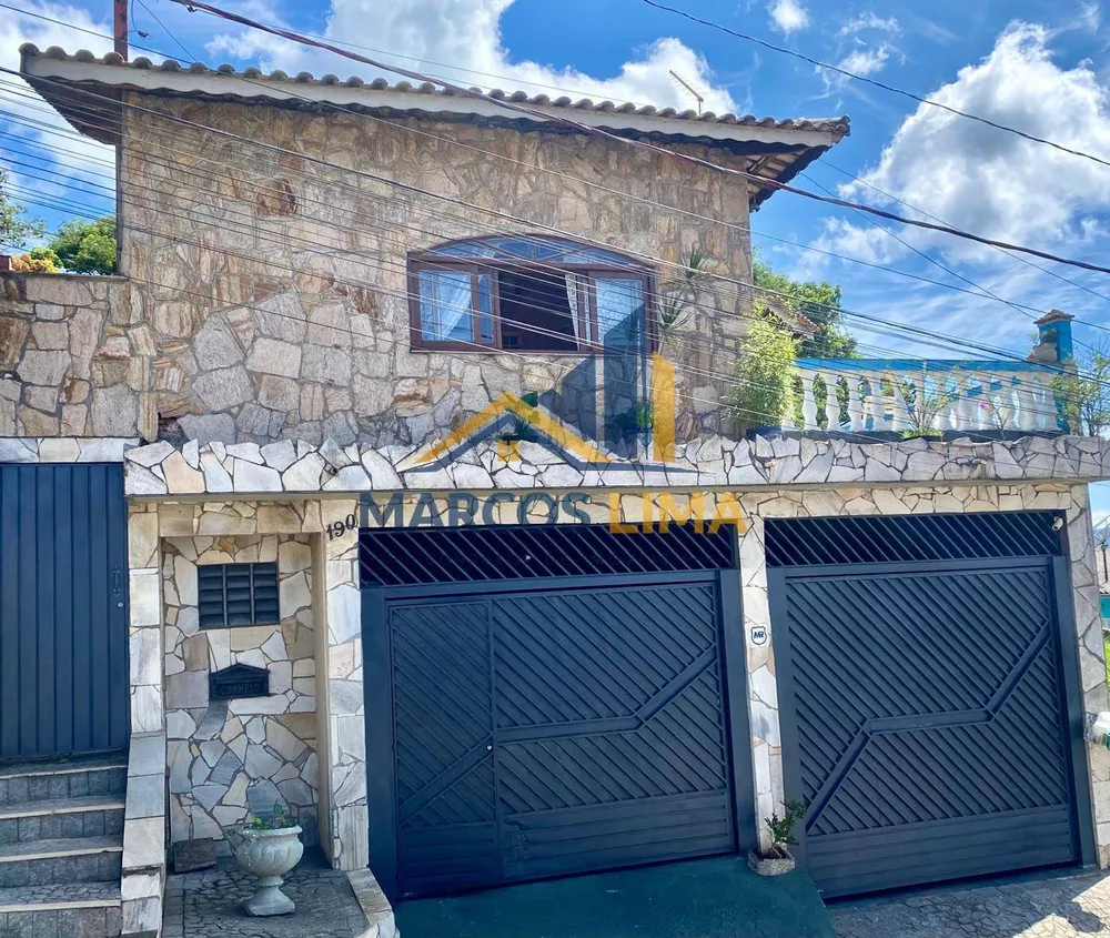 Casa, 3 quartos, 272 m² - Foto 2