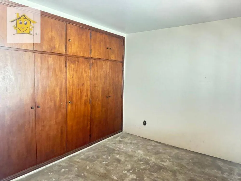 Casa, 3 quartos, 222 m² - Foto 2