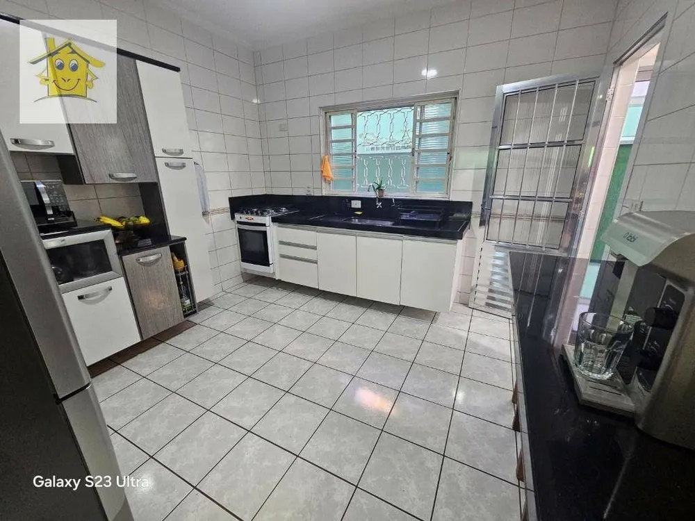 Casa, 3 quartos, 187 m² - Foto 3