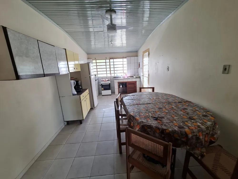 Casa, 4 quartos, 190 m² - Foto 3