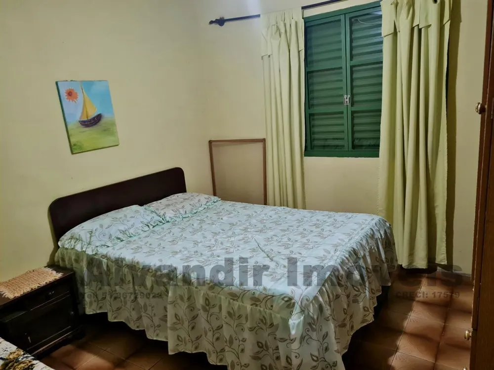 Casa, 3 quartos, 140 m² - Foto 1