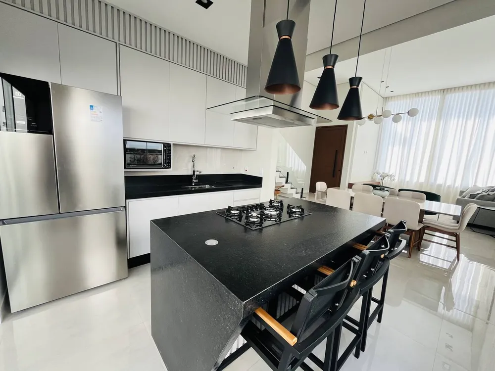 Casa, 3 quartos, 198 m² - Foto 12