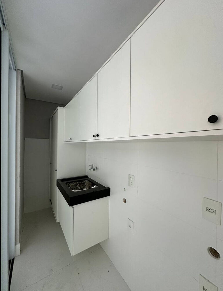 Casa, 5 quartos, 338 m² - Foto 1