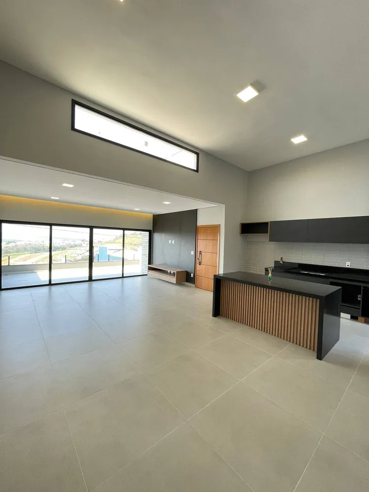 Casa, 3 quartos, 166 m² - Foto 3