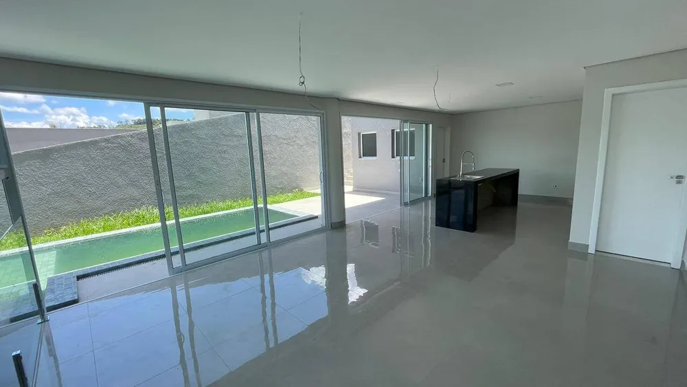 Casa, 3 quartos, 270 m² - Foto 2