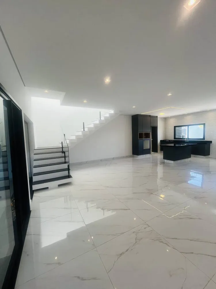 Casa, 3 quartos, 181 m² - Foto 3