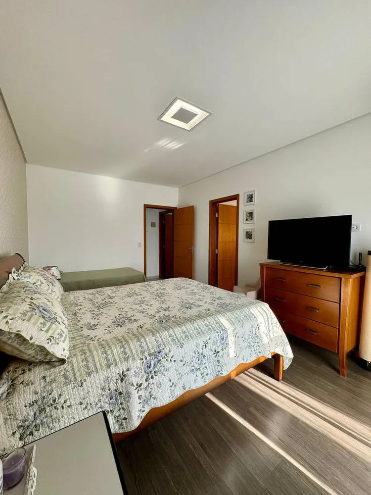 Casa, 4 quartos, 396 m² - Foto 9