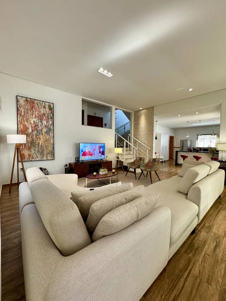 Casa, 4 quartos, 396 m² - Foto 3