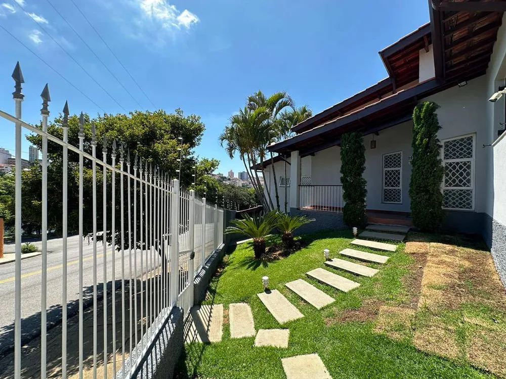 Casa, 4 quartos, 345 m² - Foto 1
