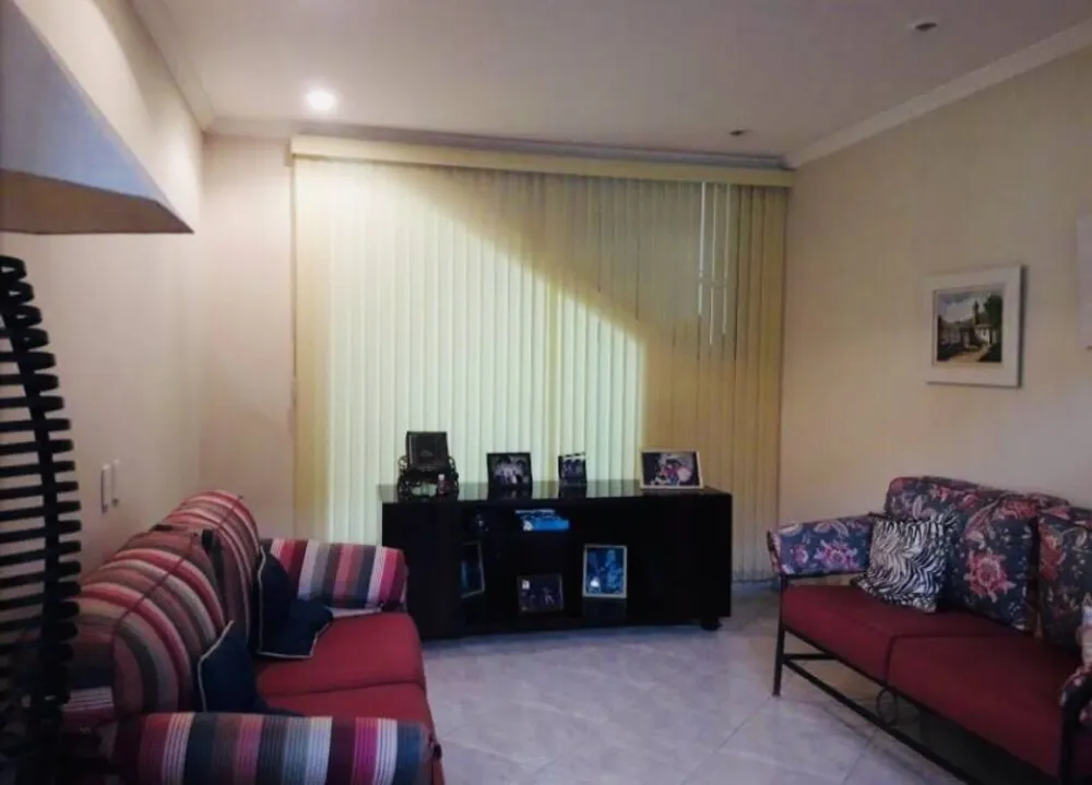 Casa, 5 quartos, 1000 m² - Foto 1