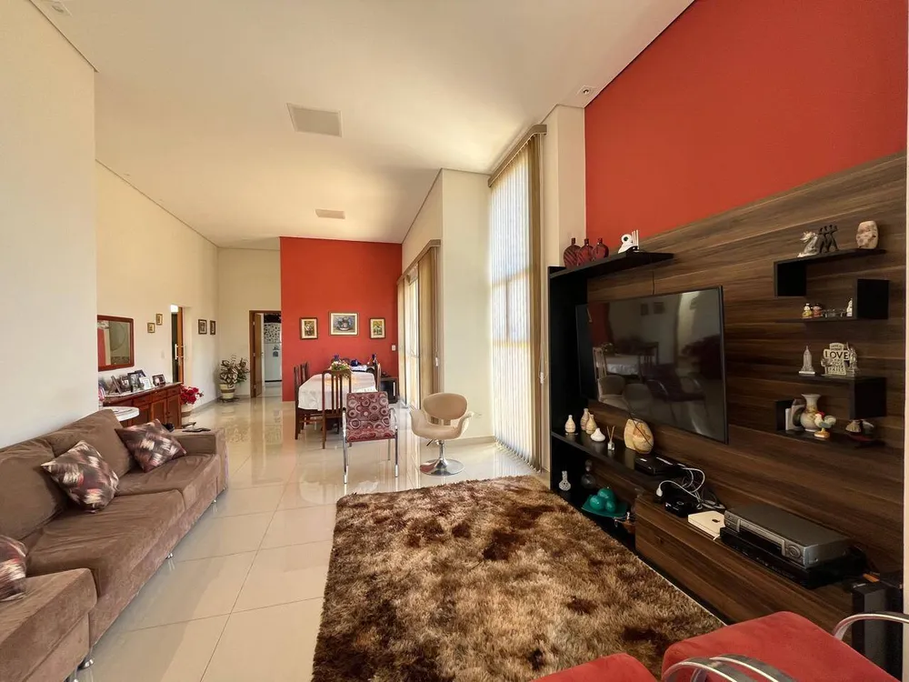 Casa, 3 quartos, 230 m² - Foto 8
