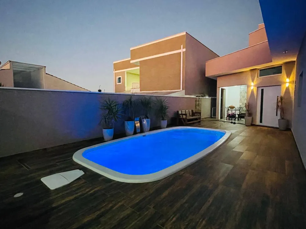 Casa, 3 quartos, 148 m² - Foto 1