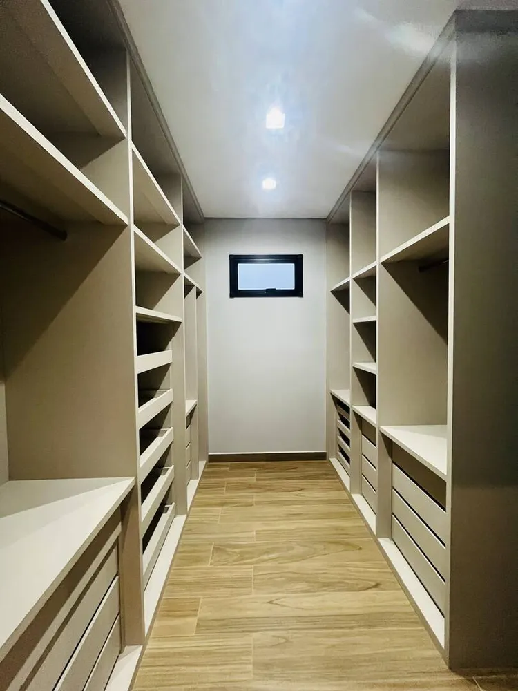 Casa, 3 quartos, 318 m² - Foto 13