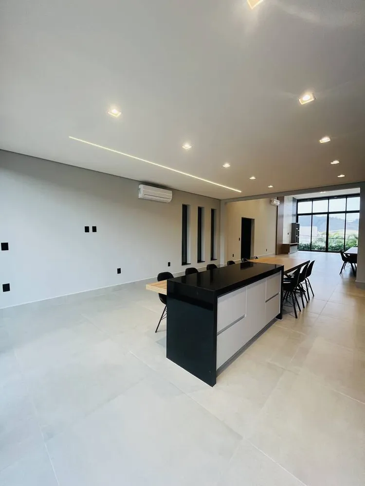 Casa, 3 quartos, 318 m² - Foto 6