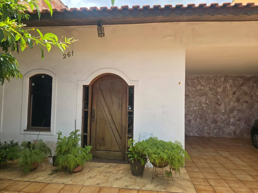 Casa, 4 quartos, 232 m² - Foto 2
