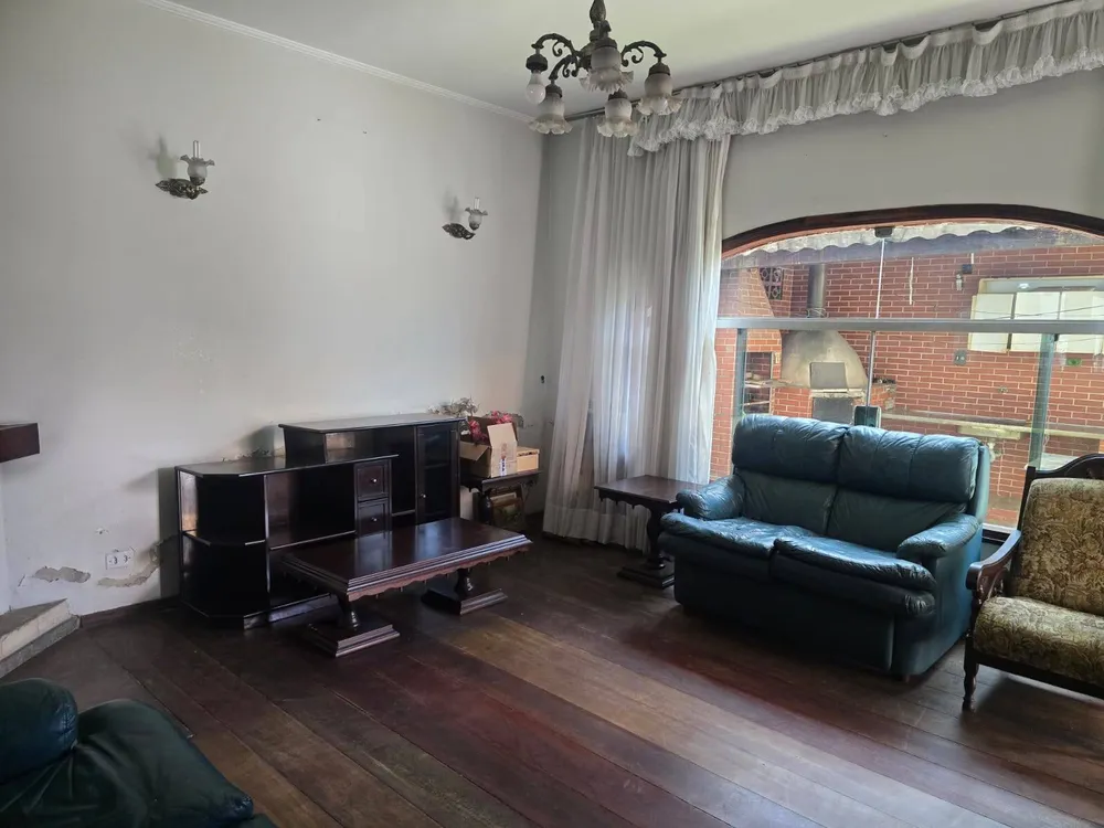 Casa, 4 quartos, 232 m² - Foto 1