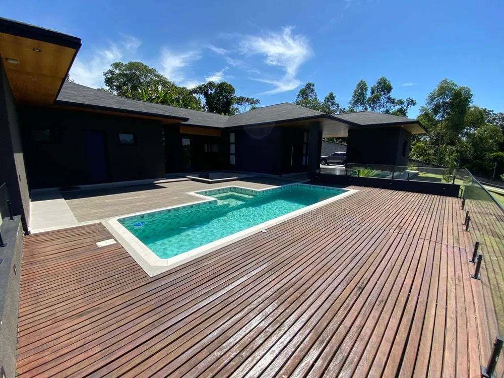 Casa, 4 quartos, 350 m² - Foto 1