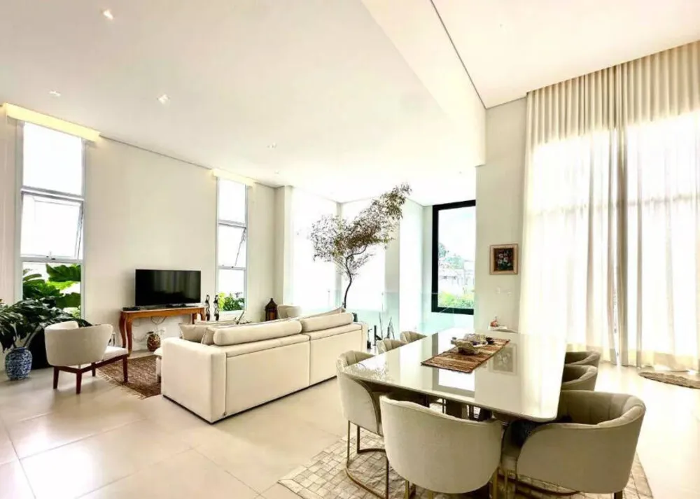 Casa, 3 quartos, 240 m² - Foto 3