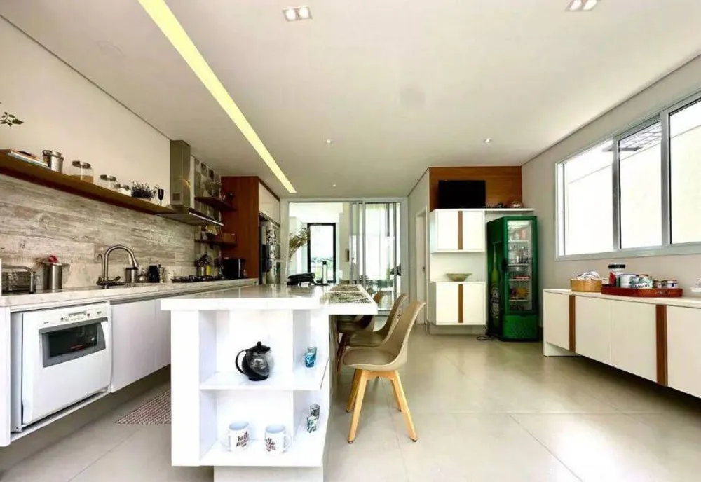 Casa, 3 quartos, 240 m² - Foto 14